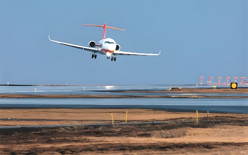 ARJ21(1).png ARJ21(1).png